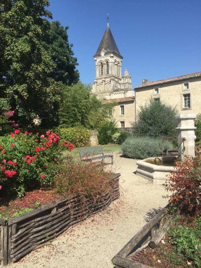 Bed and Breakfast Reves D'Autise Nieul-sur-l'Autise Экстерьер фото